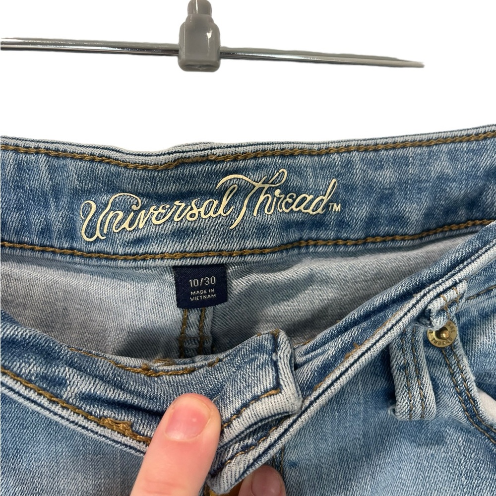 Universal Thread High Rise Button Fly Shorts - image 4